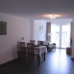 Newhouse Logies Zevenhoven