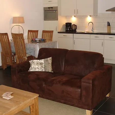 Newhouse Logies Apartment